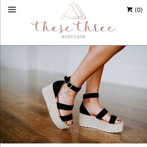 Espadrille Platform Sandals in black